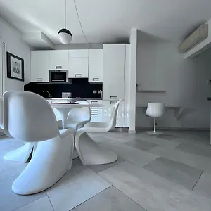 Fenix Apartment